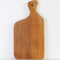 PIZZA BOARD, SAPELE, DIM: 25X15X1.8 H CM. - Mabrook Hotel Supplies