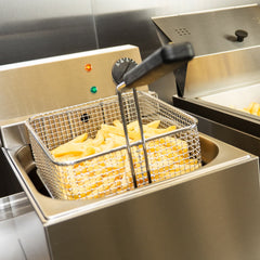 LINCAT ELECTRIC COUNTER TOP SINGLE TANK FRYER - 1 BASKET - Mabrook Hotel Supplies