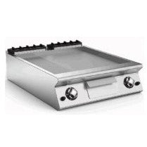 80 cm Gas Fry Top with 2 Cooking Zones with Sloping Hotplate 2/3 Smooth and 1/3 Ribbed Plates. - Mabrook Hotel Supplies