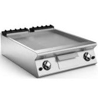 80 cm Gas Fry Top with Thermostatically Controlled Slopping Hot Plate 2/3 Smooth 1/3 Ribbed.