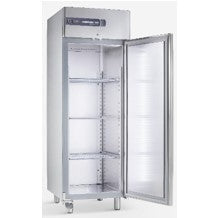 (1050000997) 1 Solid Door Upright Chiller with 3 Shelf - Right Hinged Cabinet - Performance 700 TN MONO.