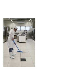 IGEAX ONE PIECE SQUEEGEE 45 CM, BLUE - Mabrook Hotel Supplies