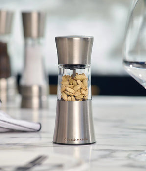 COLE & MASON STADHAMPTON CHILLI & SPICE MILL 165MM - Mabrook Hotel Supplies