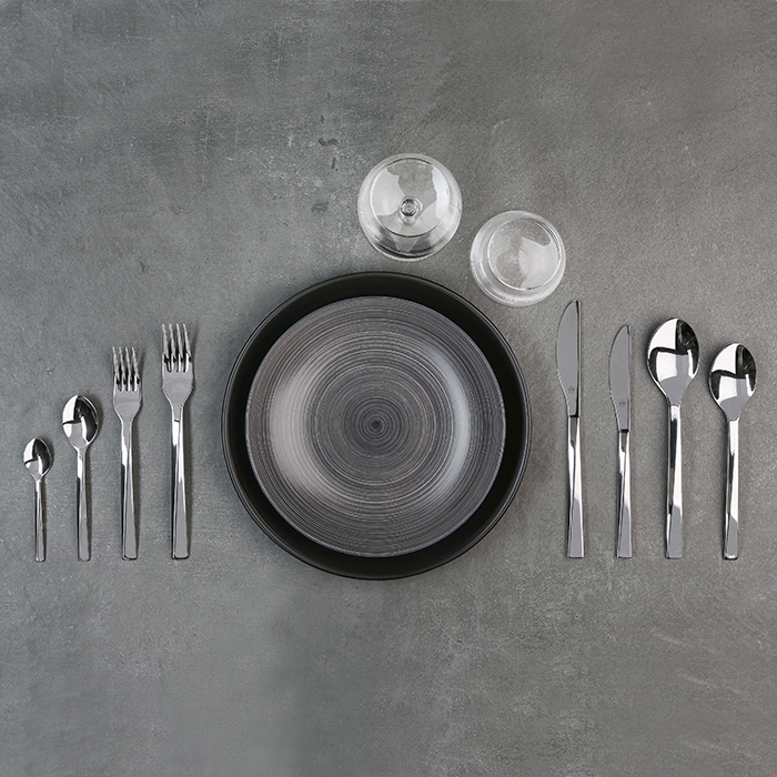 SLEEK DINNER SPOON 18/10, LENGTH: 21.3 CM - Mabrook Hotel Supplies