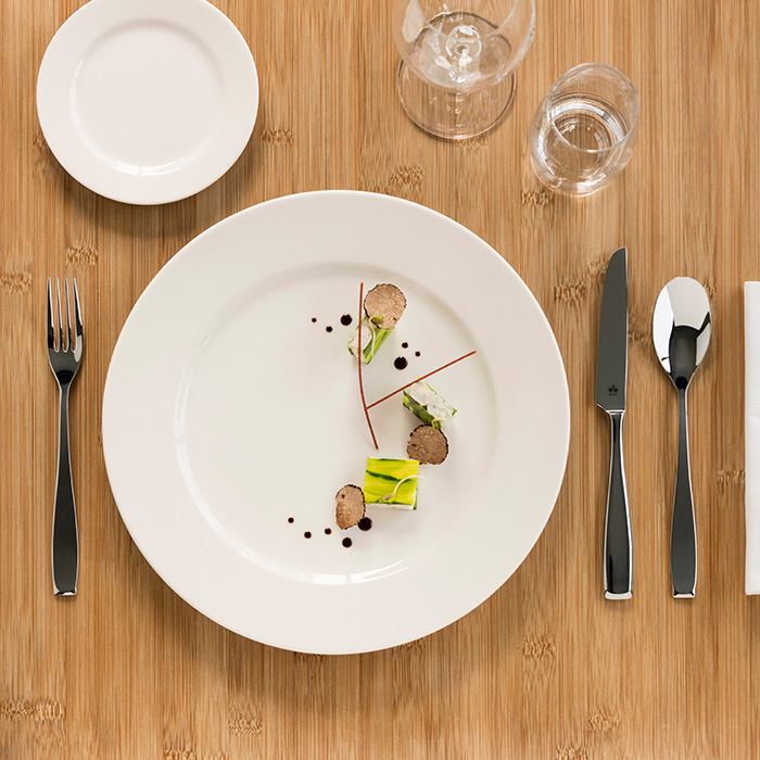 RAK BANQUET FLAT ROUND RIM PLATE IVORY, DIM: 25 D X 2.3 H CM. - Mabrook Hotel Supplies