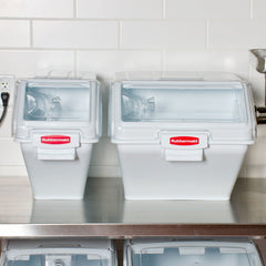 RUBBERMAID PROSAVE® 100 CUP INGREDIENT BIN WITH SCOOP - Mabrook Hotel Supplies