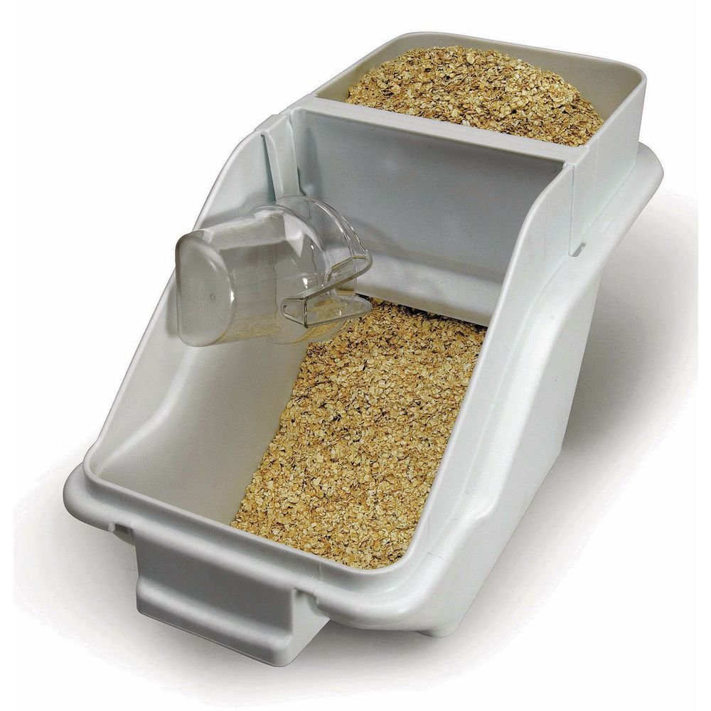 RUBBERMAID PROSAVE® 100 CUP INGREDIENT BIN WITH SCOOP - Mabrook Hotel Supplies