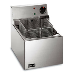 LINCAT ELECTRIC COUNTER TOP SINGLE TANK FRYER - 1 BASKET - Mabrook Hotel Supplies