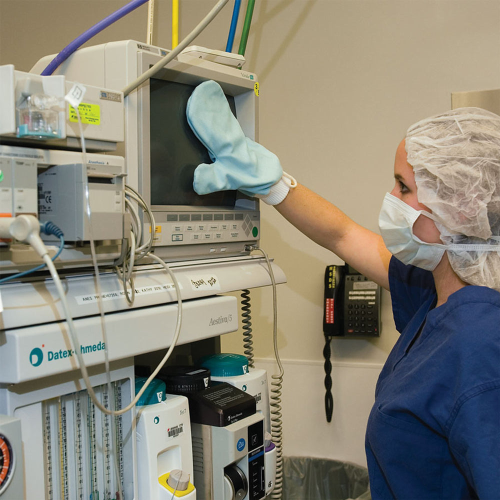 RUBBERMAID, MICROFIBER GLASS/MIRROR MITT WITH THUMB - BLUE - Mabrook Hotel Supplies