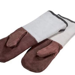 Oven gloves with long sleeves - Mabrook Hotel Supplies