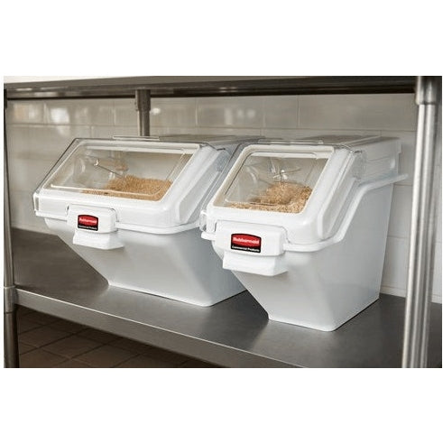 RUBBERMAID PROSAVE® 200 CUP INGREDIENT BIN W/SCOOP - Mabrook Hotel Supplies