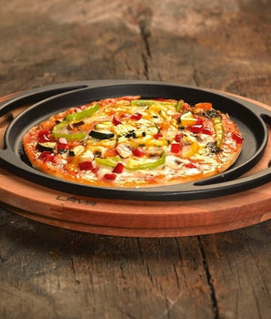 "PIZZA / KREP / PANCAKE PAN, ROUND DIAMETER: 20cm. AND WOODEN" - Mabrook Hotel Supplies